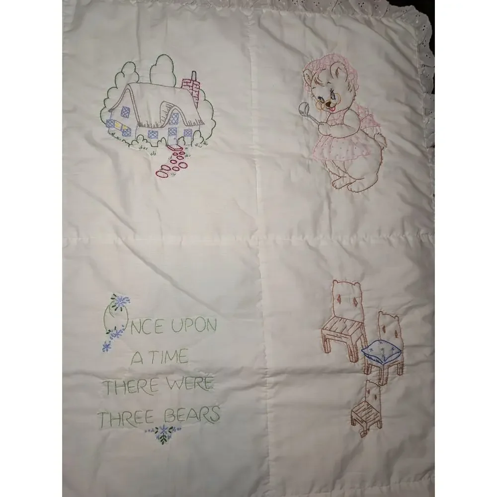 Vtg Hand-Embroidered Three Bears Baby Quilt Goldilocks Nursery Blanket 35